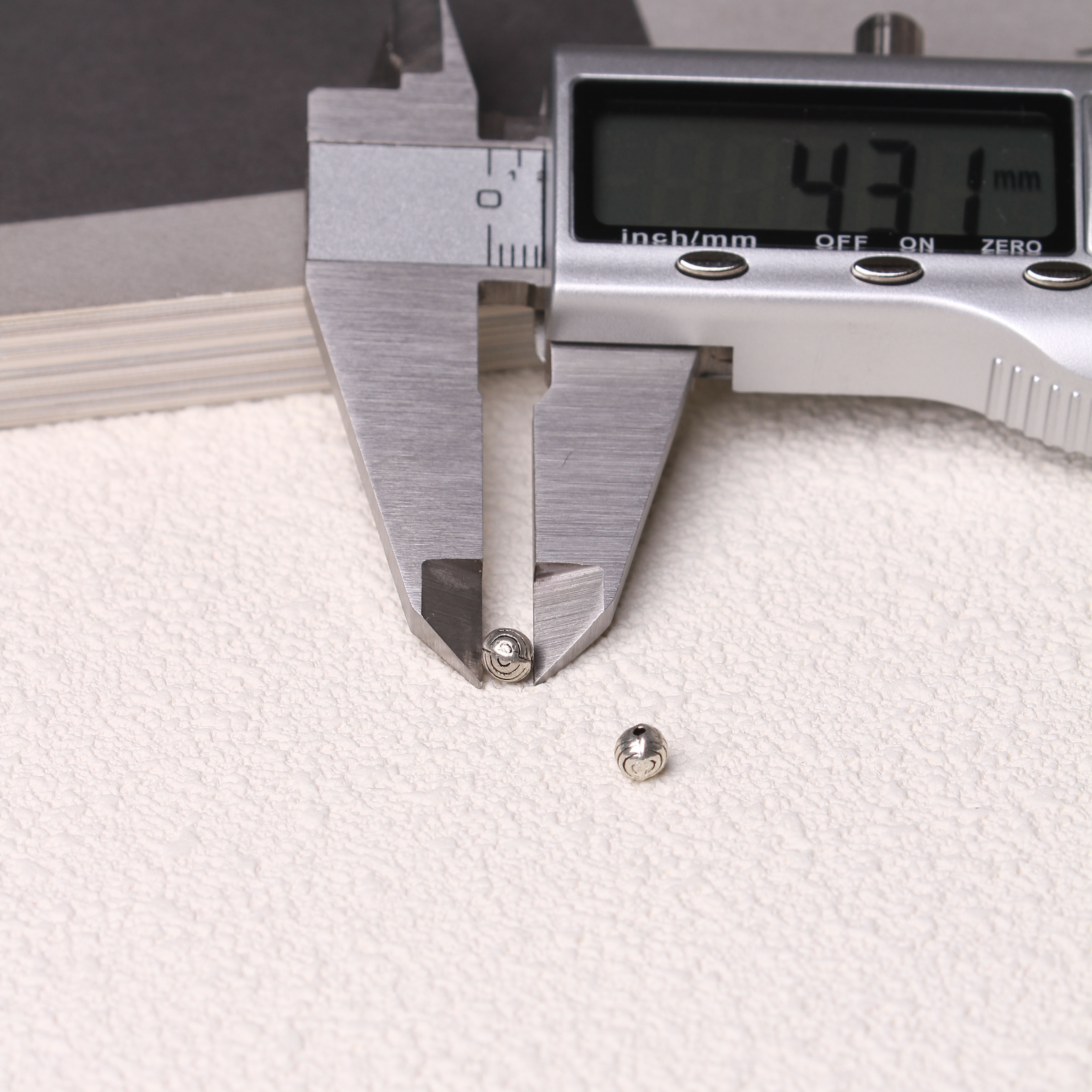 11/01=Tibetan silver charms(ALLOY) =ZS001-ZS100