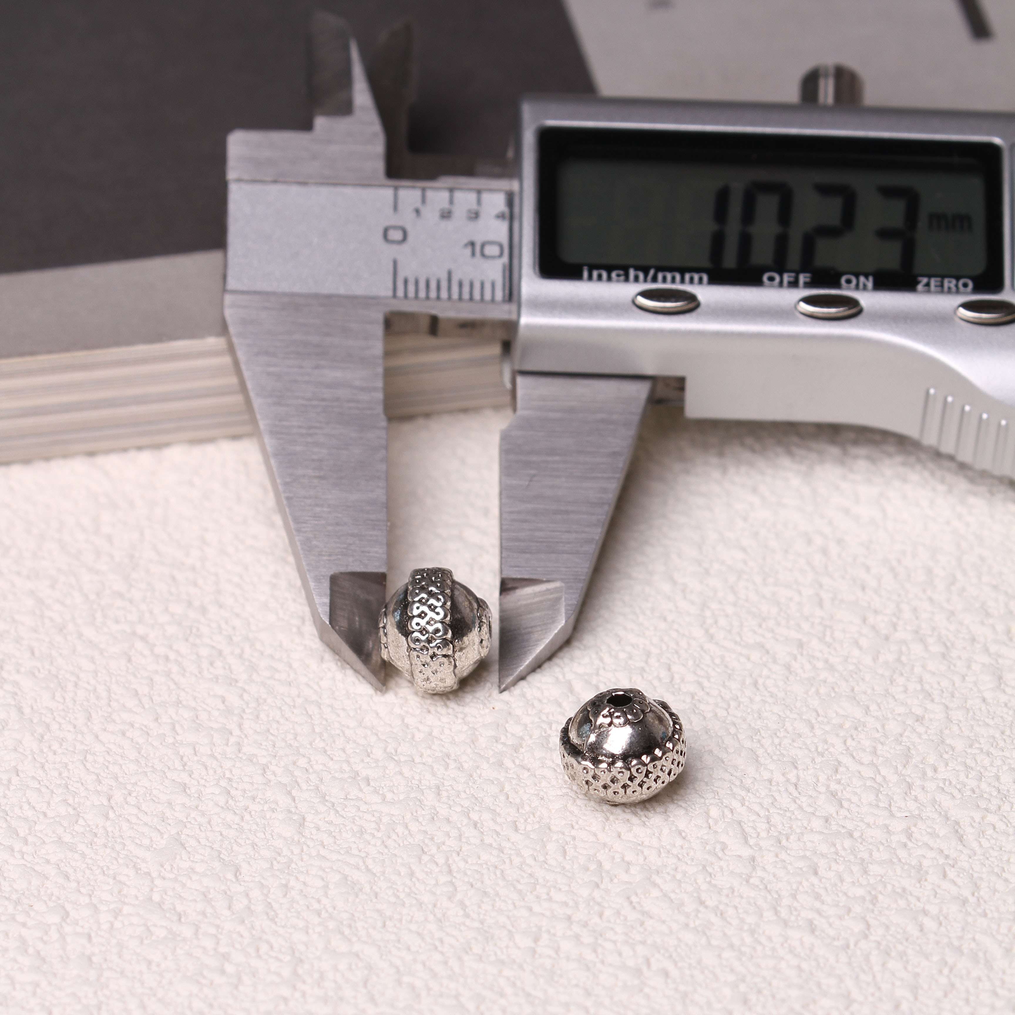 11/01=Tibetan silver charms(ALLOY) =ZS001-ZS100