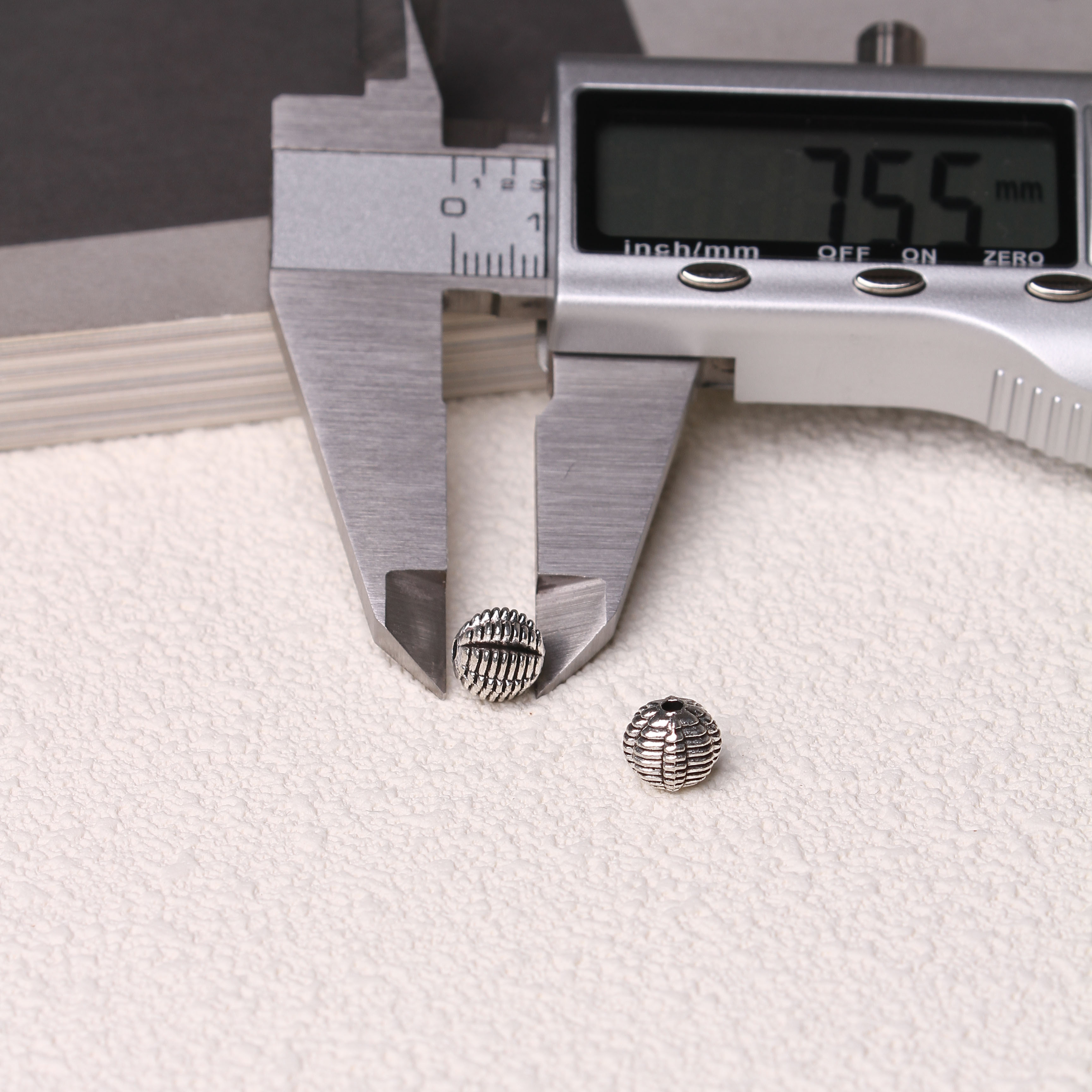 11/01=Tibetan silver charms(ALLOY) =ZS001-ZS100