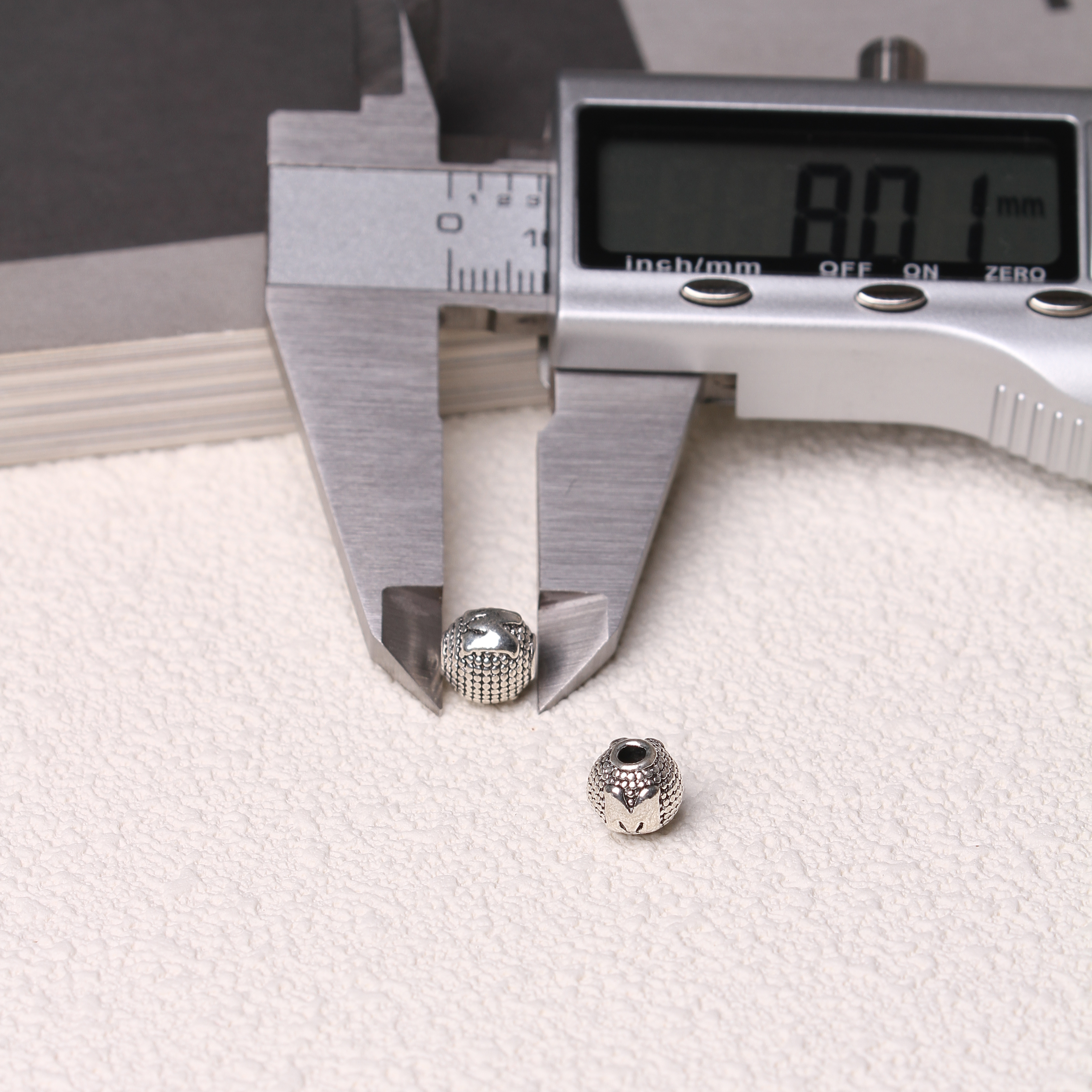 11/01=Tibetan silver charms(ALLOY) =ZS001-ZS100