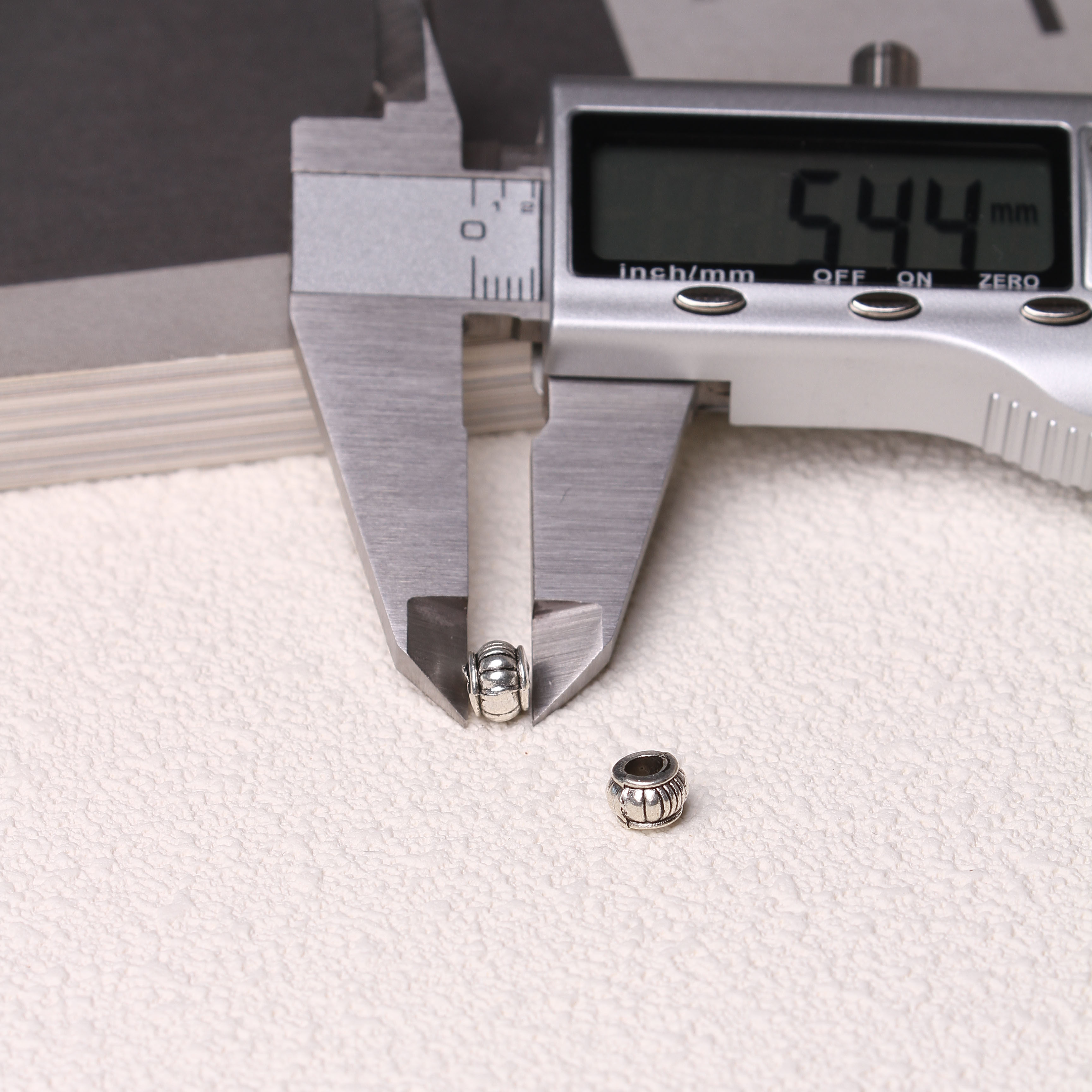 11/01=Tibetan silver charms(ALLOY) =ZS001-ZS100