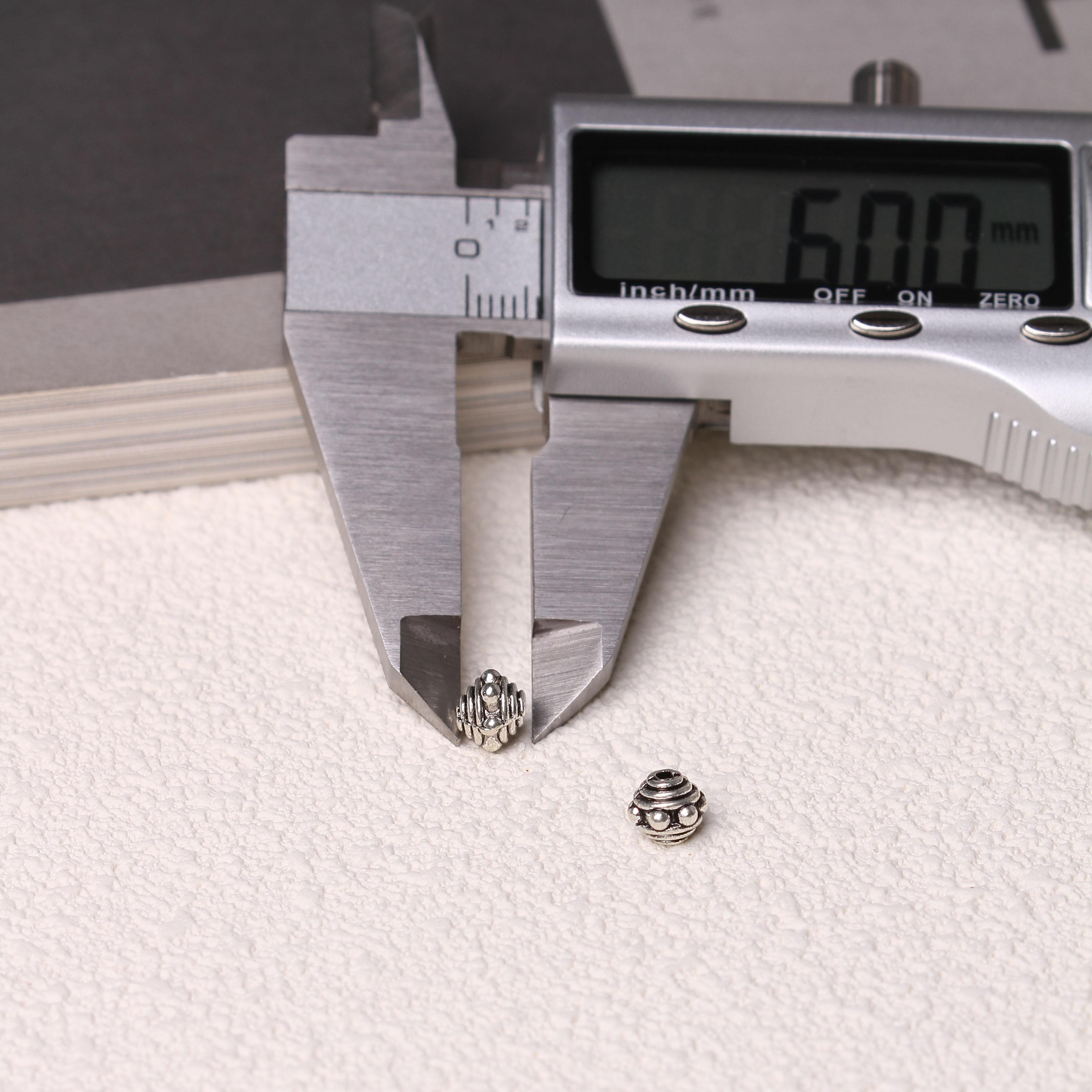 11/01=Tibetan silver charms(ALLOY) =ZS001-ZS100