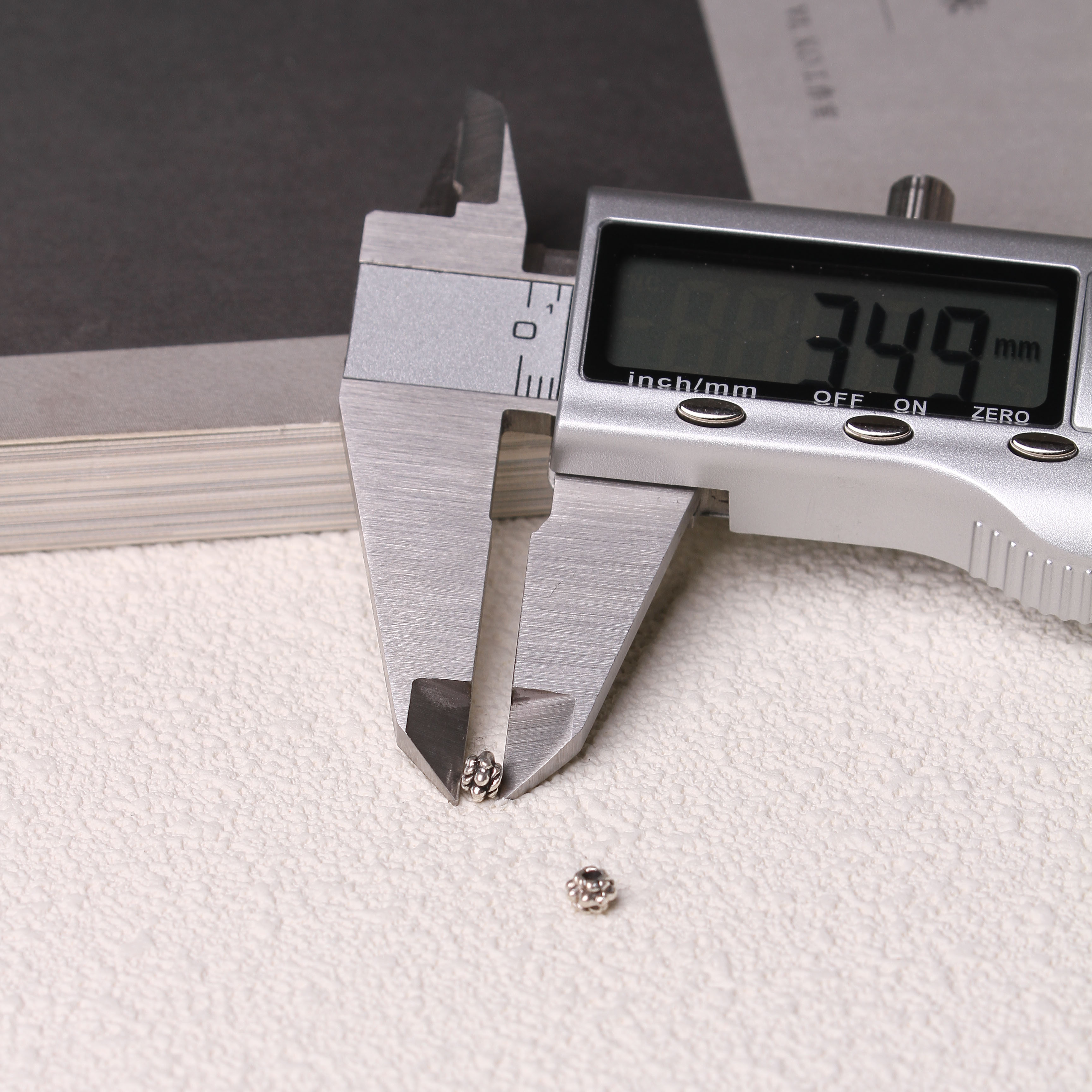 11/01=Tibetan silver charms(ALLOY) =ZS001-ZS100