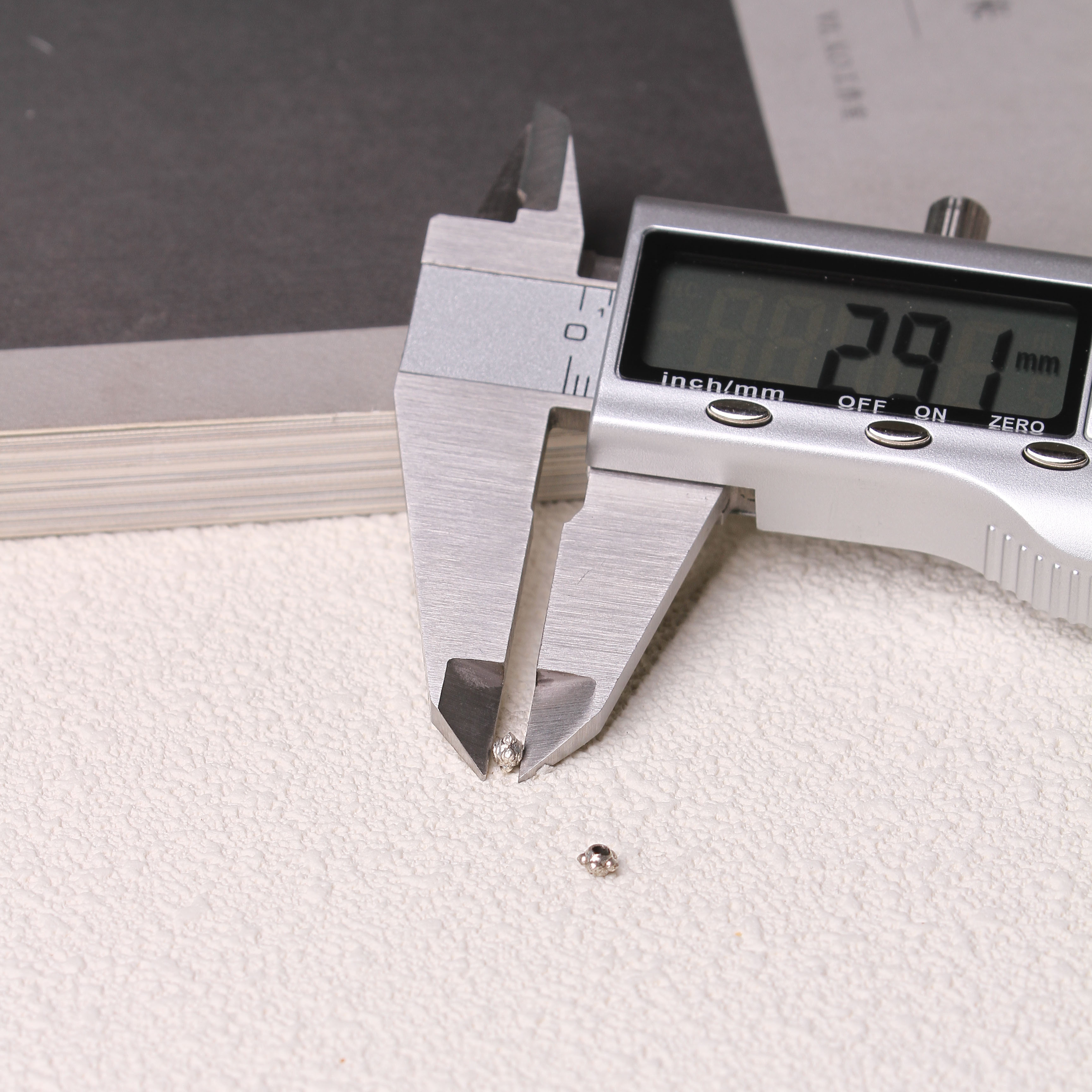 11/01=Tibetan silver charms(ALLOY) =ZS001-ZS100