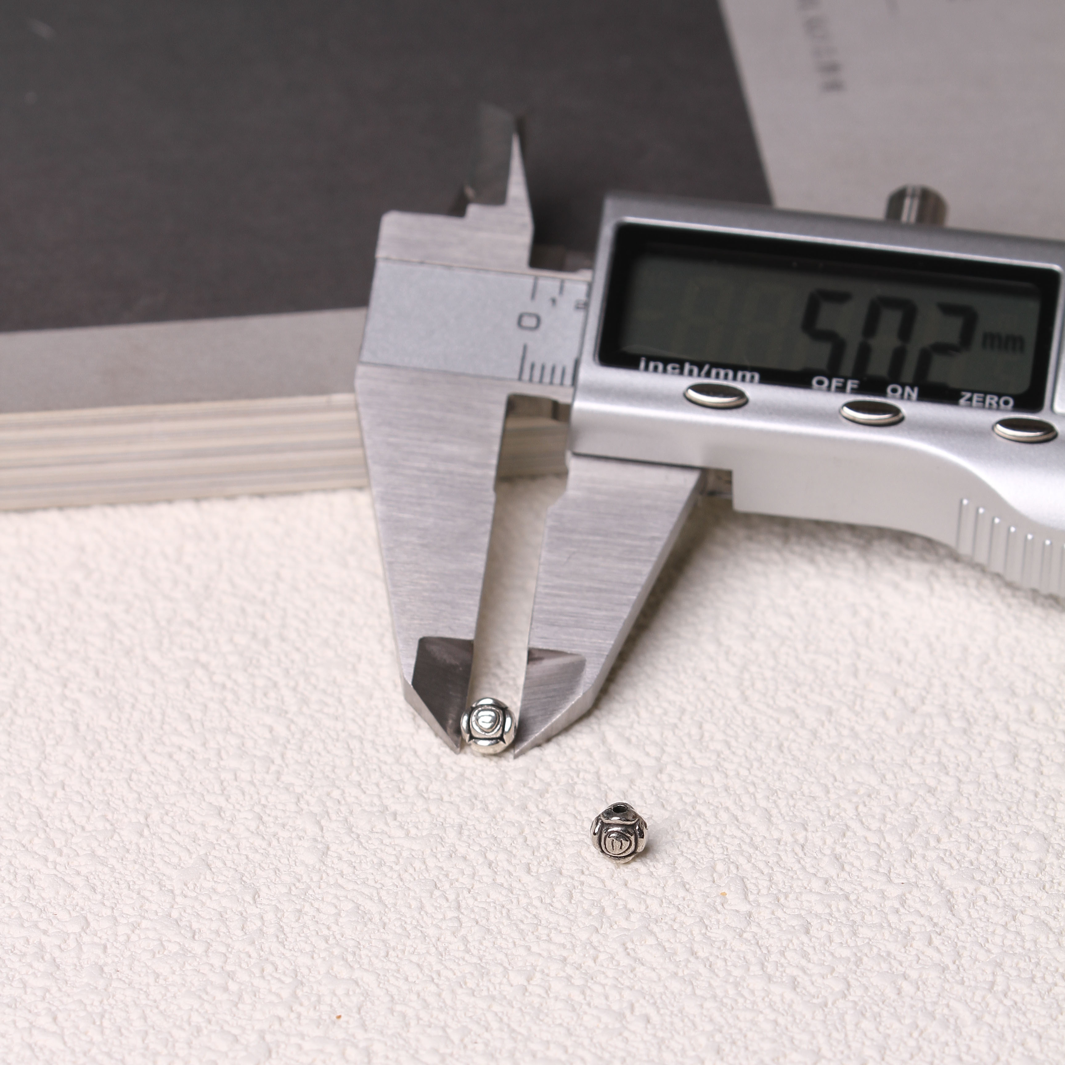 11/01=Tibetan silver charms(ALLOY) =ZS001-ZS100