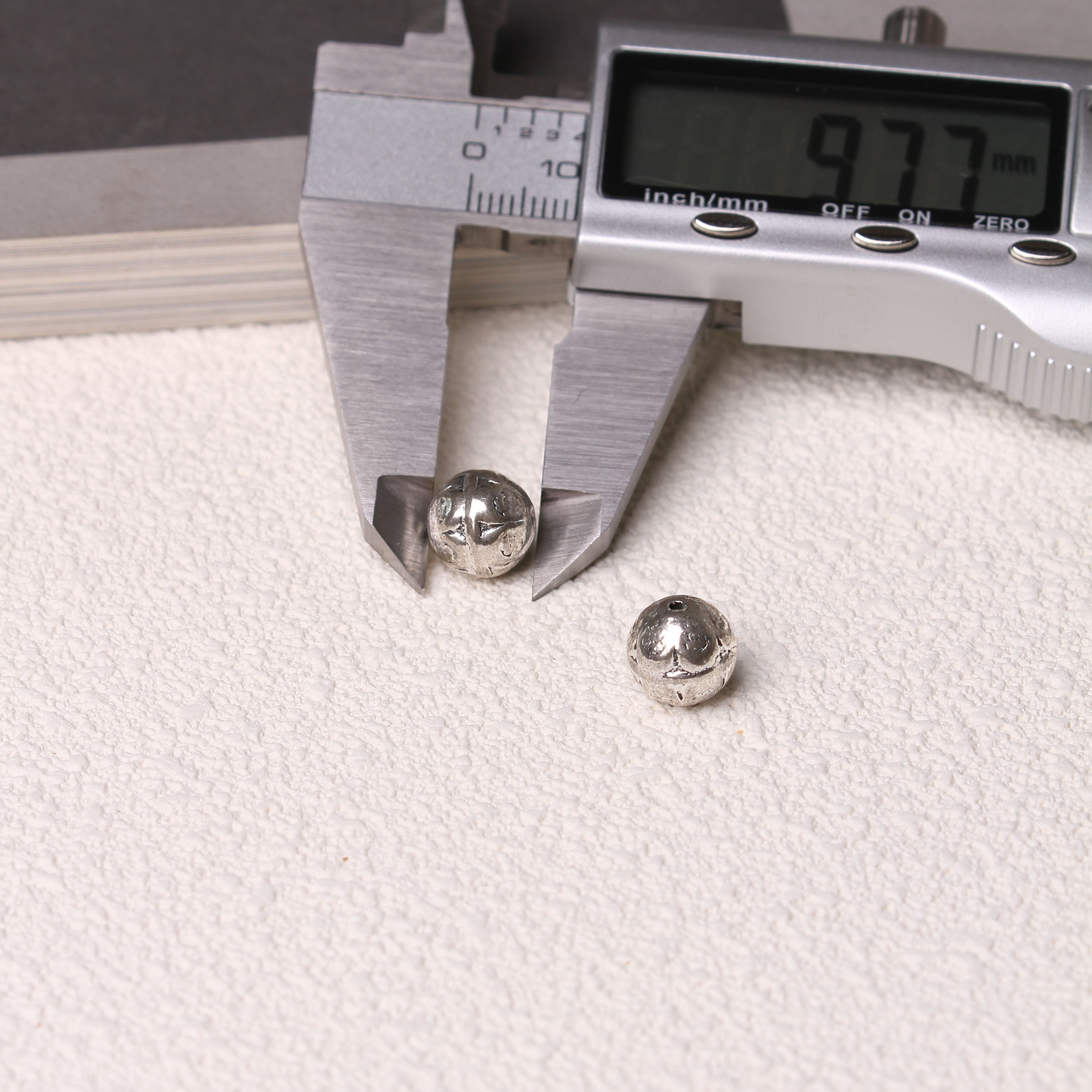 11/01=Tibetan silver charms(ALLOY) =ZS001-ZS100