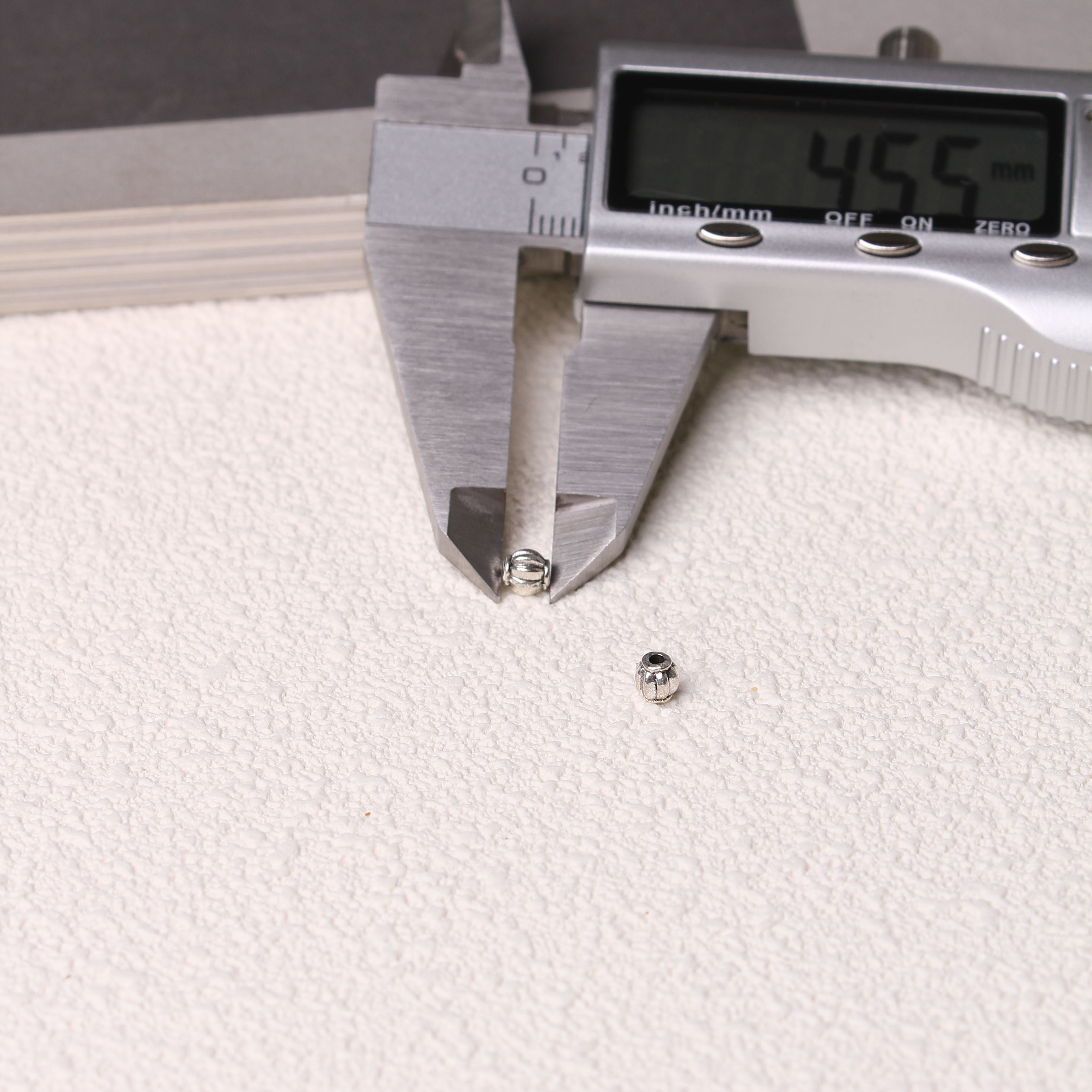 11/01=Tibetan silver charms(ALLOY) =ZS001-ZS100