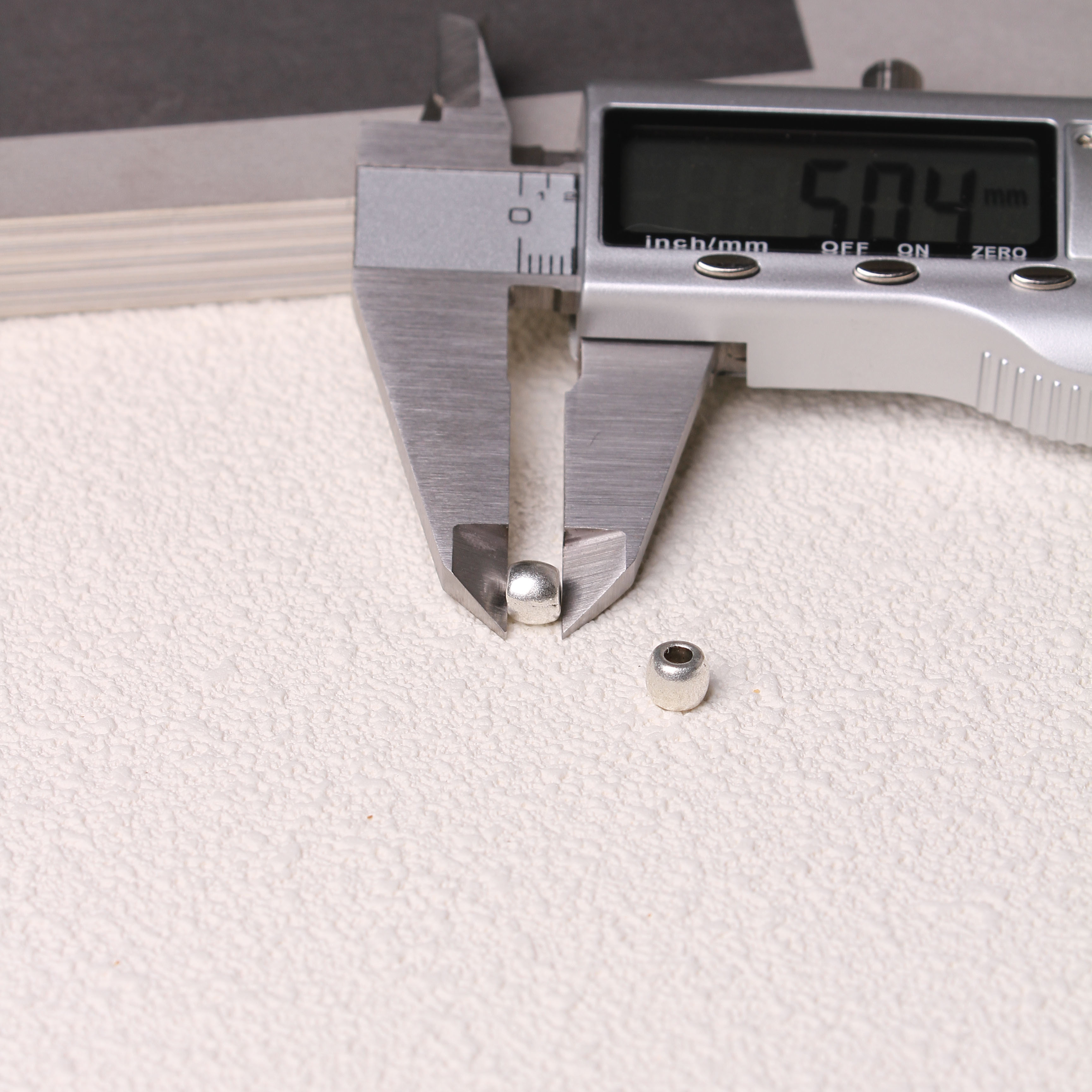 SPCACER BEADS=Tibetan silver charms(ALLOY) =ZS001-ZS100