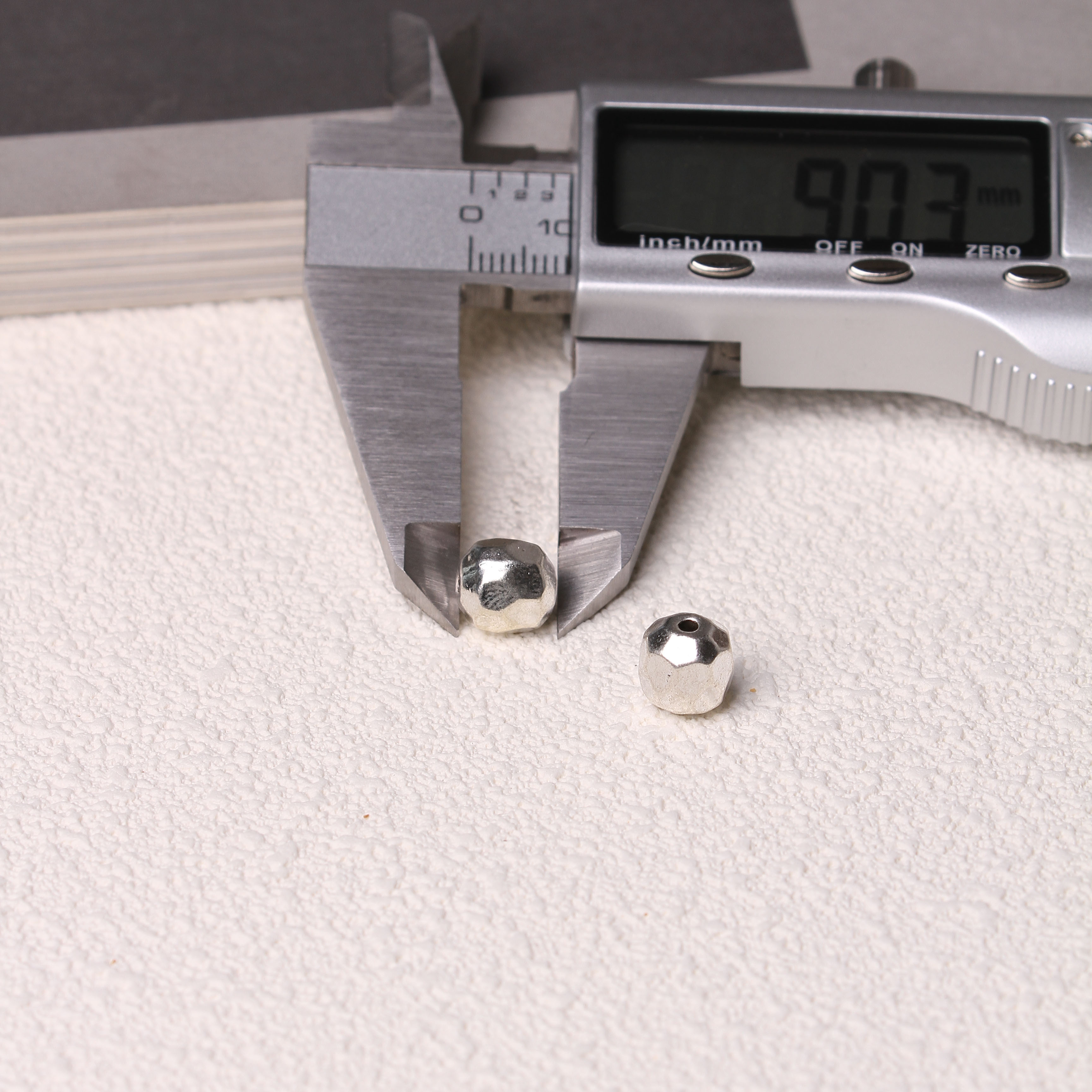 SPCACER BEADS=Tibetan silver charms(ALLOY) =ZS001-ZS100