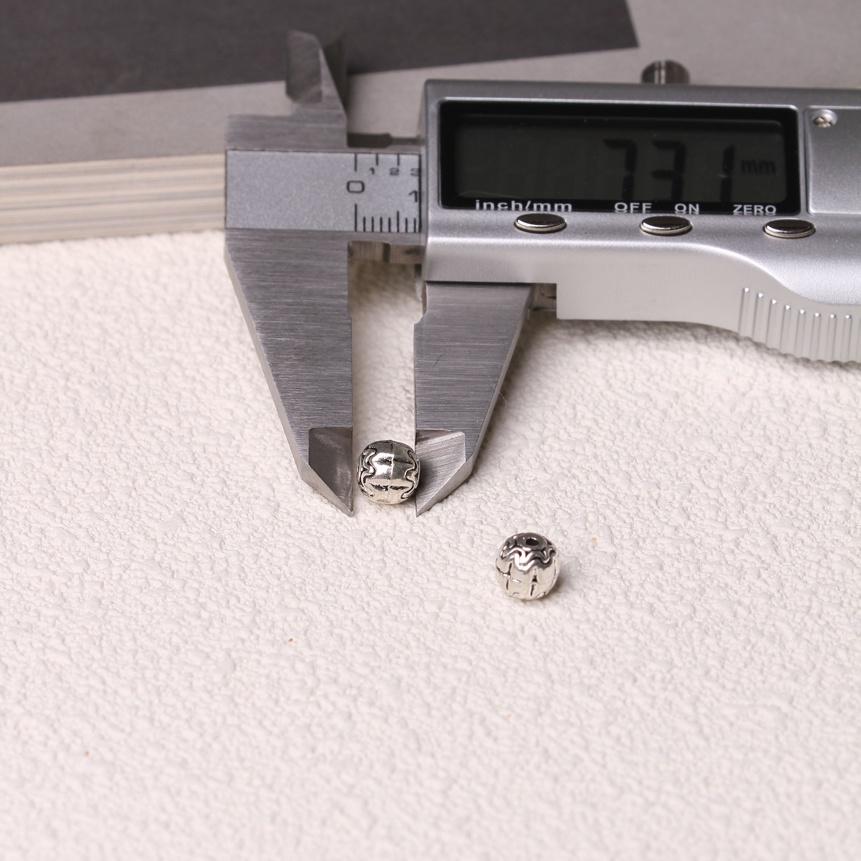 SPCACER BEADS=Tibetan silver charms(ALLOY) =ZS001-ZS100