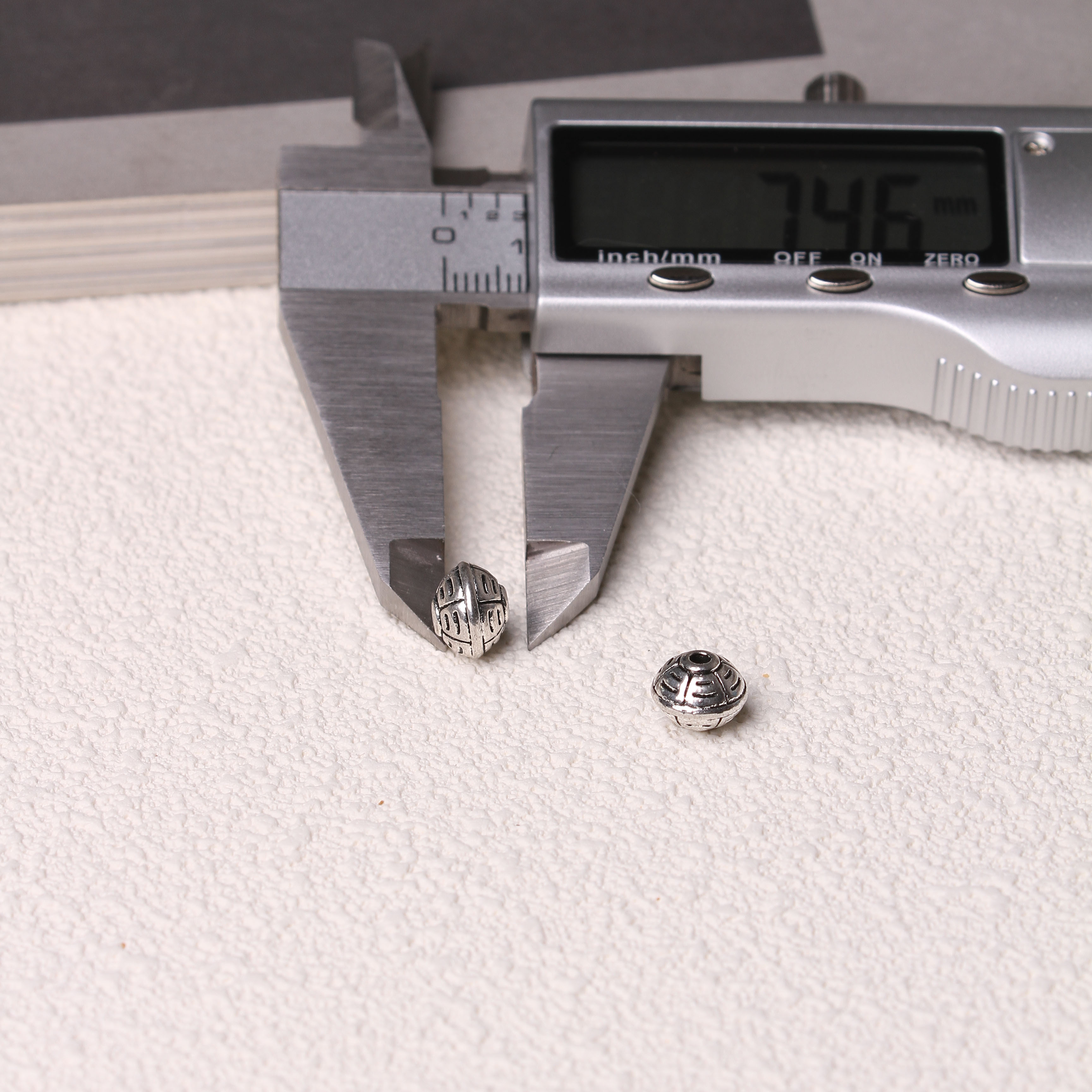 SPCACER BEADS=Tibetan silver charms(ALLOY) =ZS001-ZS100