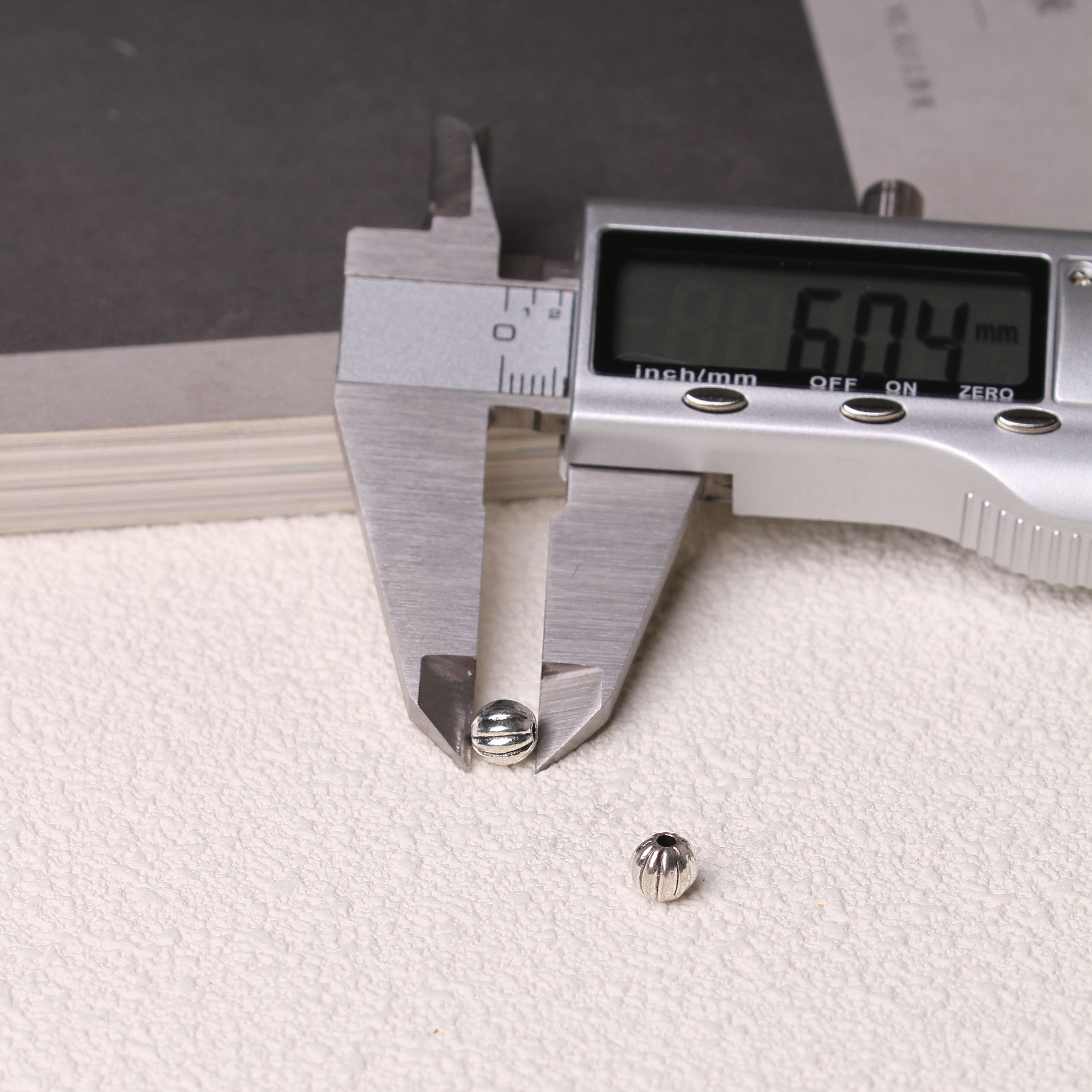 SPCACER BEADS=Tibetan silver charms(ALLOY) =ZS001-ZS100