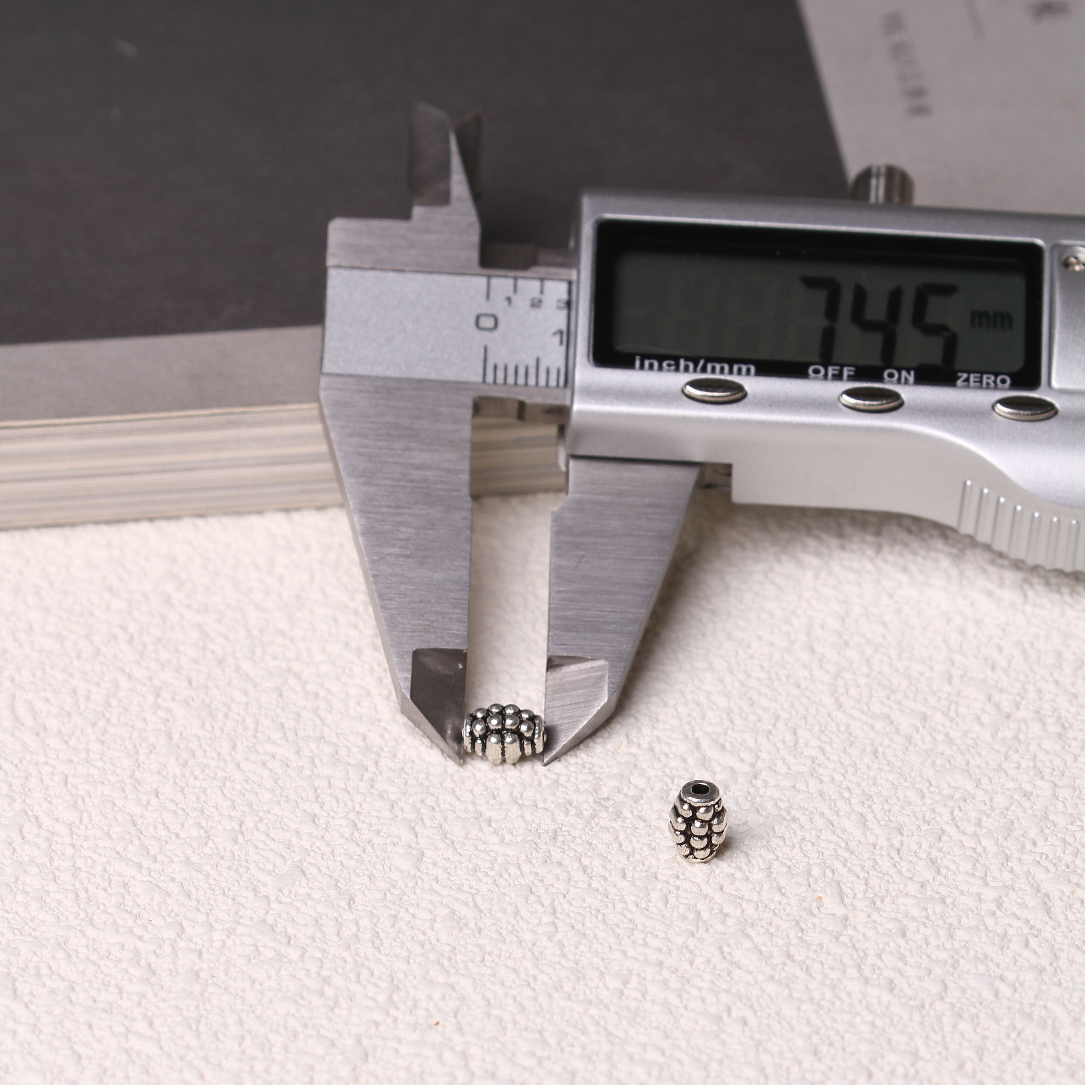 SPCACER BEADS=Tibetan silver charms(ALLOY) =ZS001-ZS100