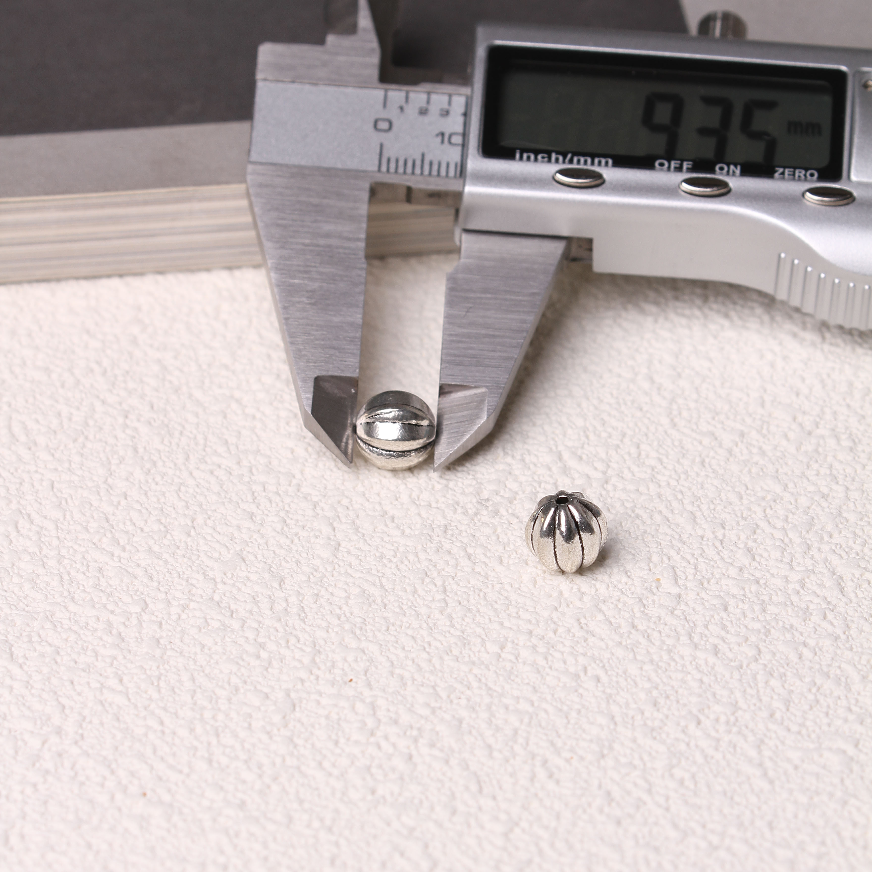 SPCACER BEADS=Tibetan silver charms(ALLOY) =ZS001-ZS100