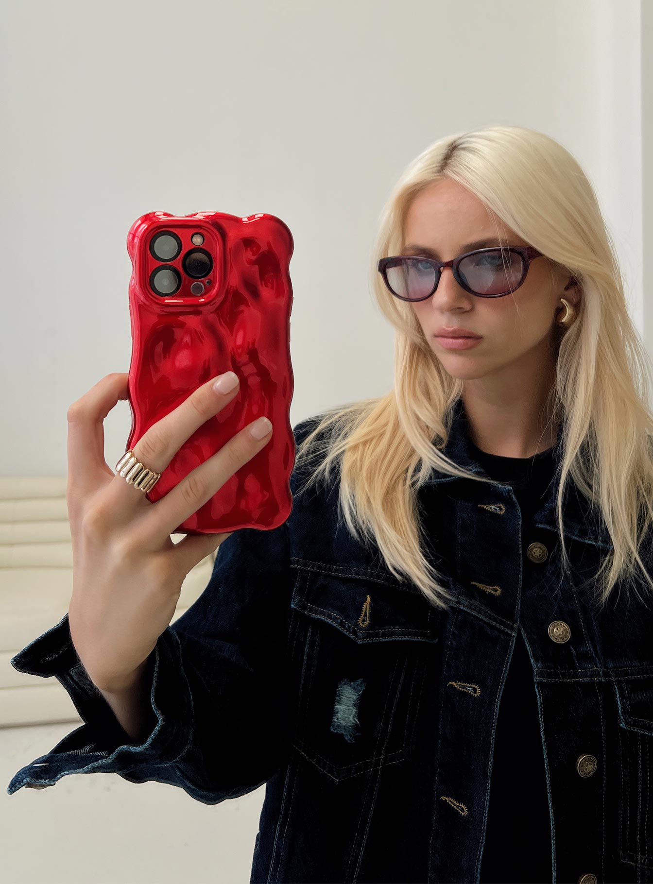 Maceline Iphone Case Red-Artabri