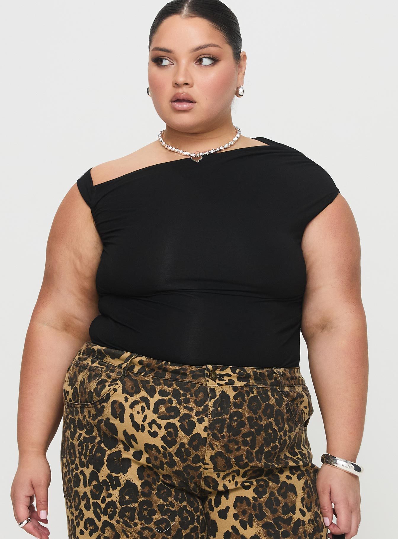 Beller Bodysuit Black Curve-Artabri