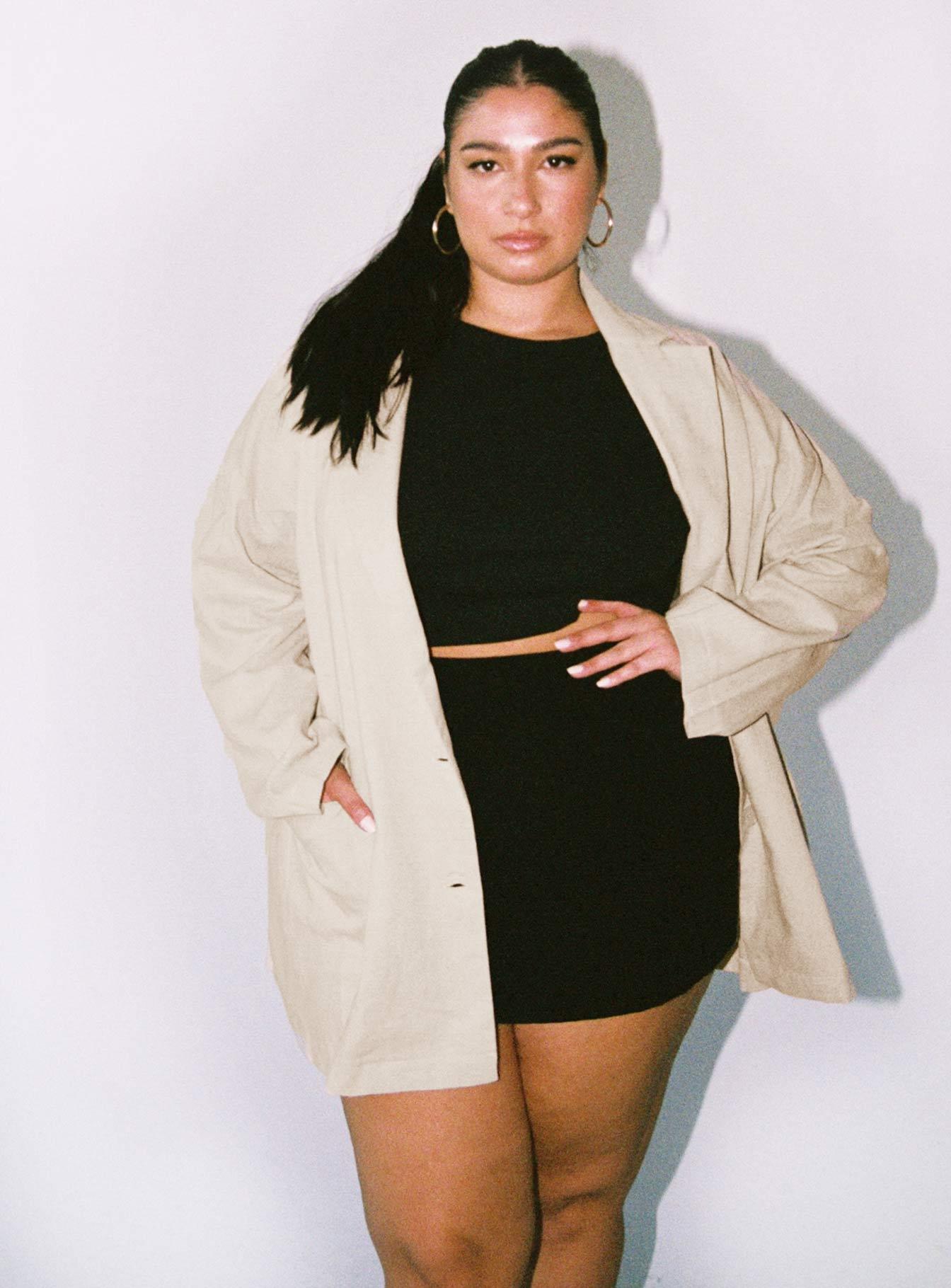 Amber Oversized Linen Blazer Beige Curve-Artabri
