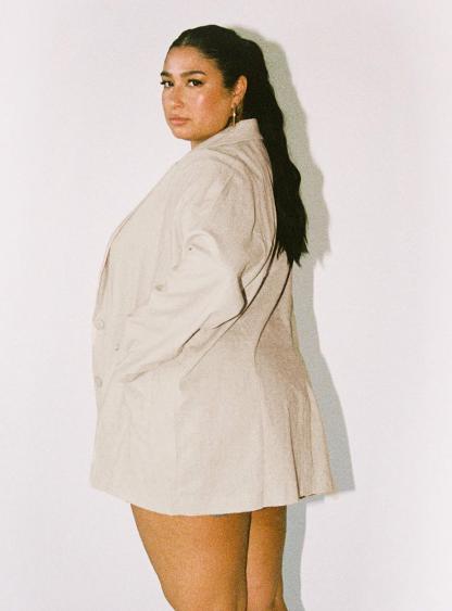Amber Oversized Linen Blazer Beige Curve-Artabri
