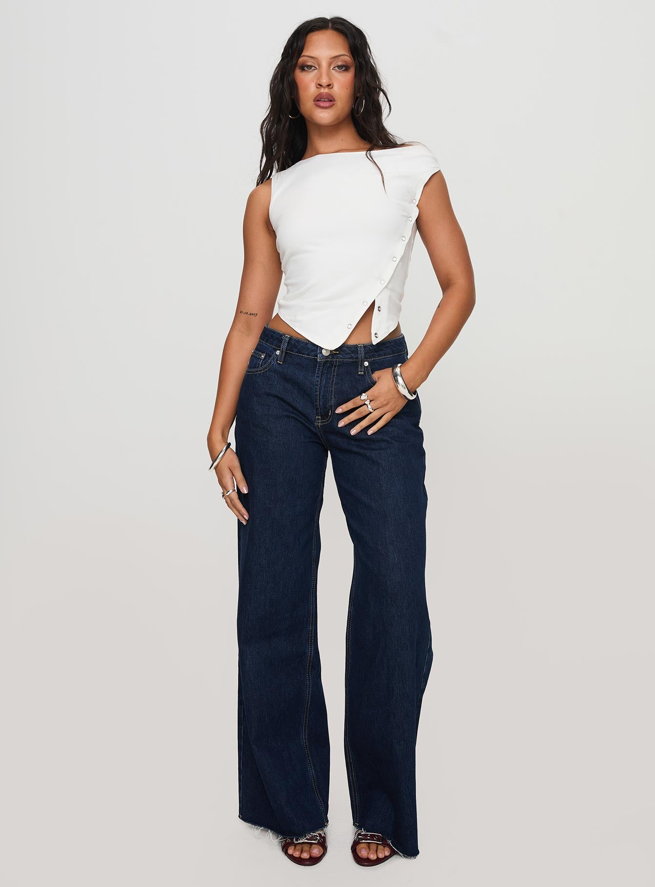 Darla low rise straight jean dark wash petite
