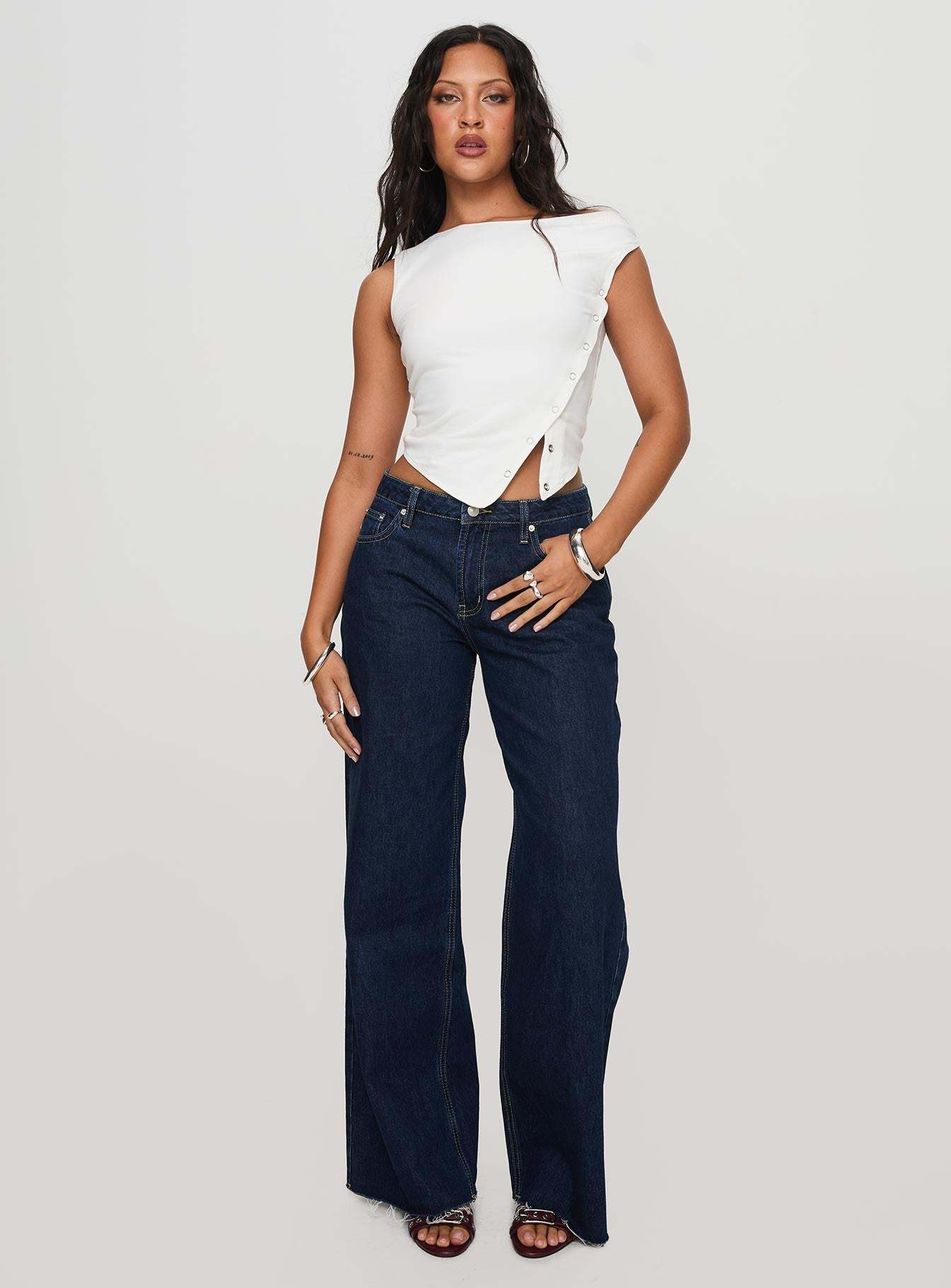 Darla low rise straight jean dark wash petite