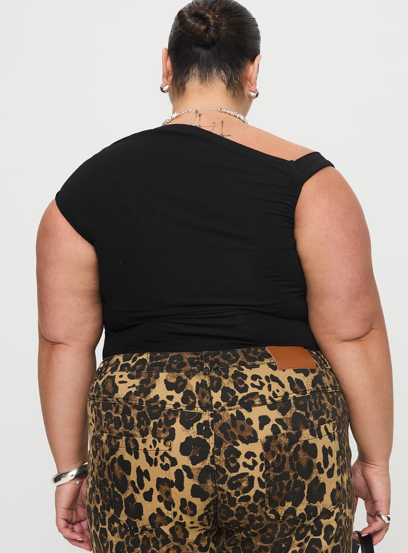 Beller Bodysuit Black Curve-Artabri