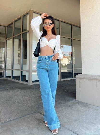 Ollie Straight Leg Jean Mid Wash Denim