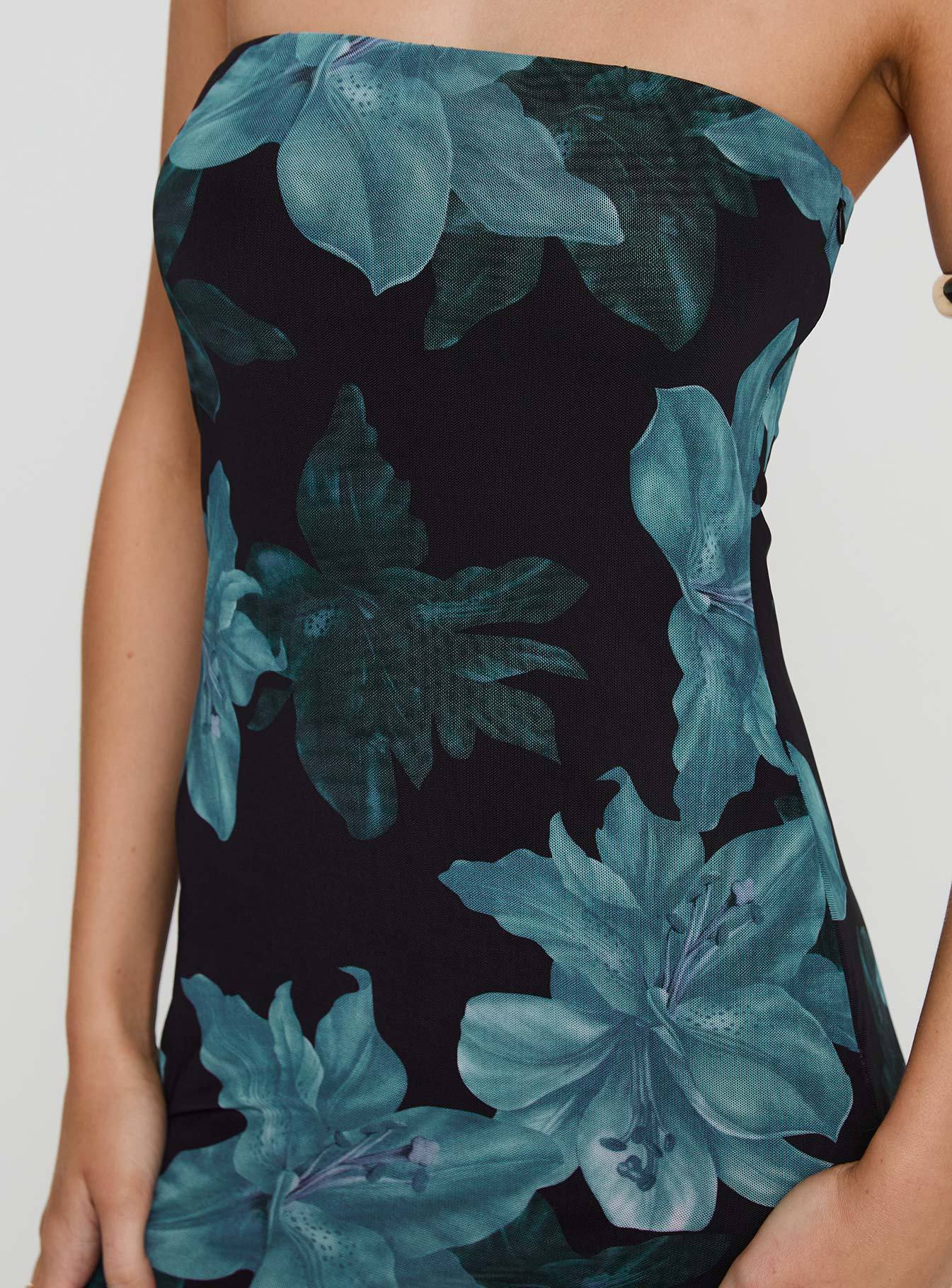 Celik Maxi Dress Black / Blue Floral-Artabri