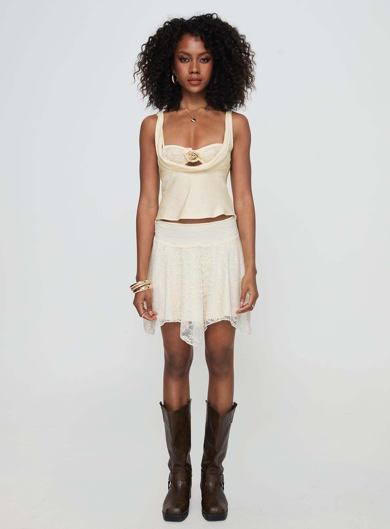 Delilah Top Ivory
