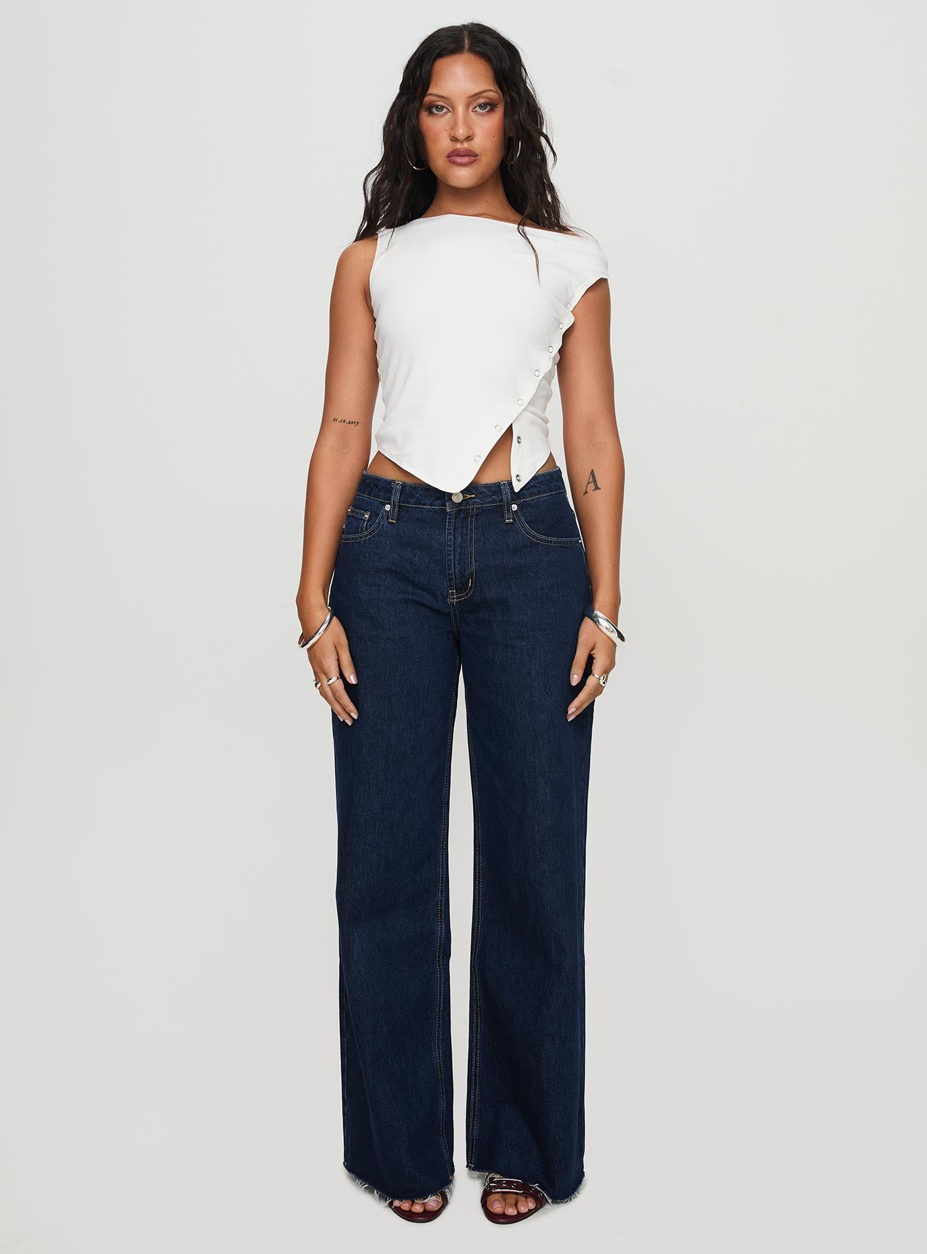 Darla low rise straight jean dark wash petite
