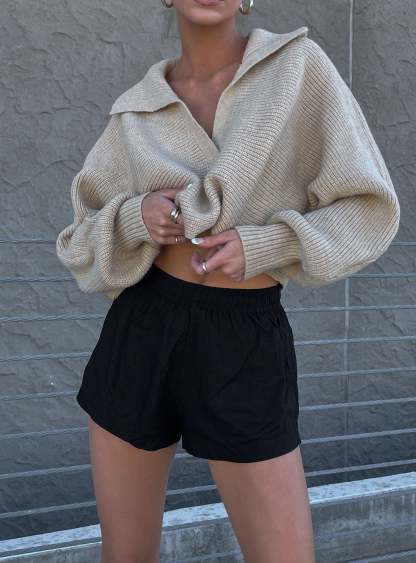 Distant Shorts Black-Artabri