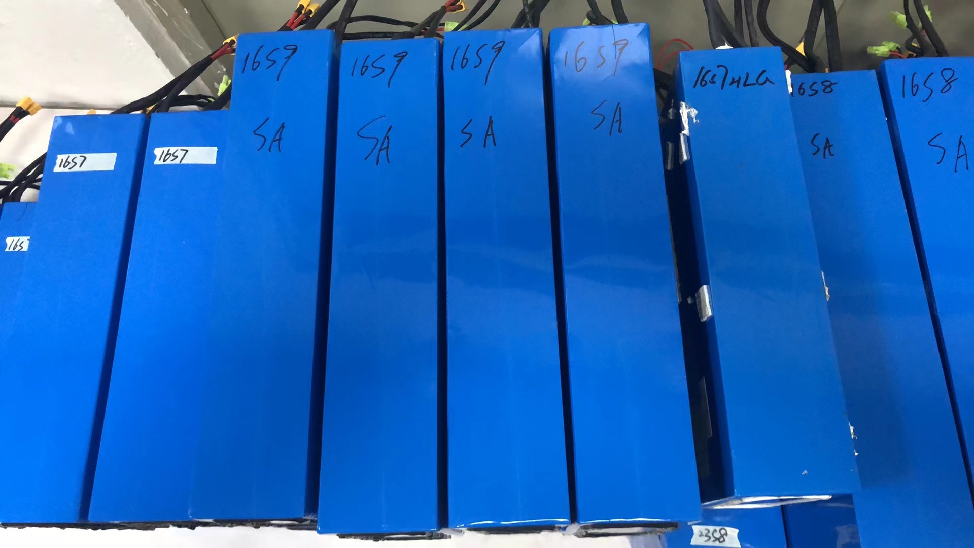 60V Battery with Samsung 21700 Cells, Dual XT60 Ports（⚠️Please verify product dimensions prior to purchase）