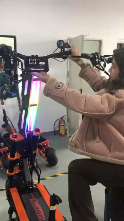 TOURSOR X8P Electric Scooter 60V 38Ah 10000W Dual Power 60MPH with LCD Lights
