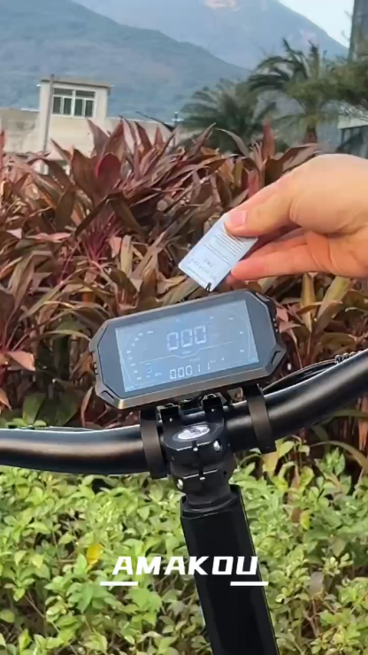 Amakou ST500 Custom E-Scooter | Premium Custom Build Featuring a Smart Bluetooth Display, Adjustable Suspension, and 11-Inch Tires for a Smooth, Connected Ride