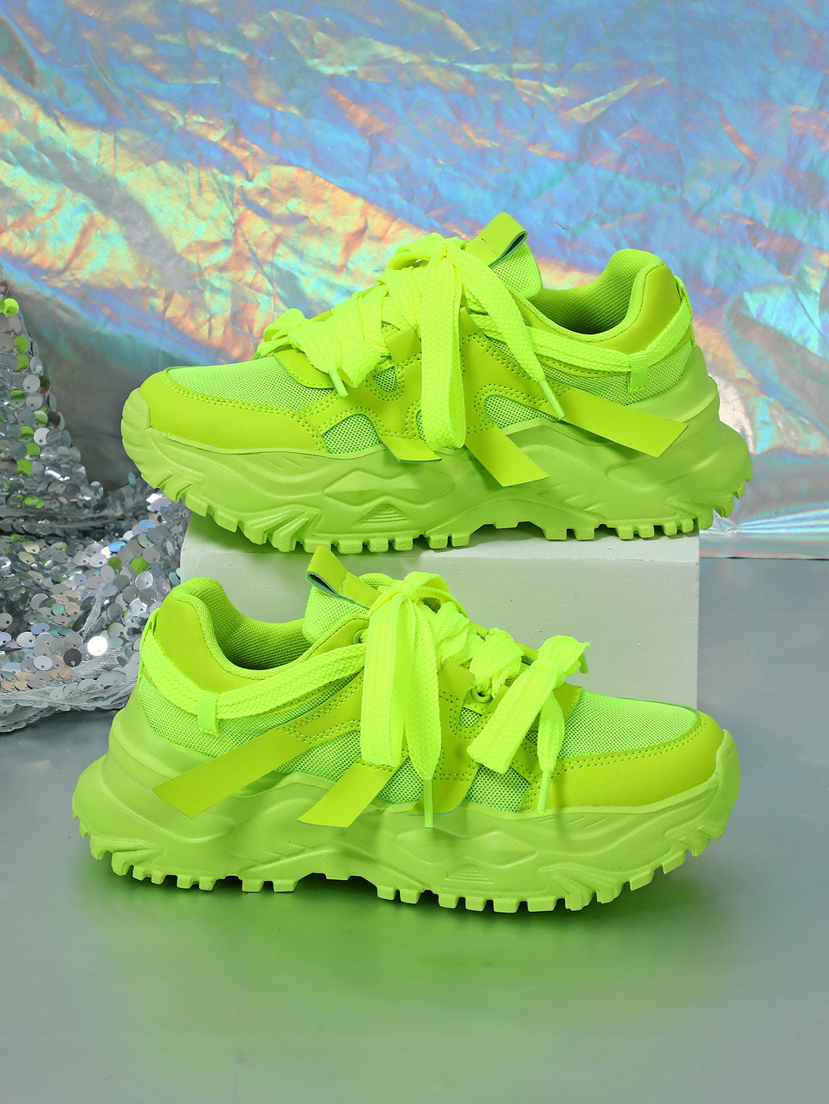 Thick Sole Breathable Mesh Lace-Up Sneakers