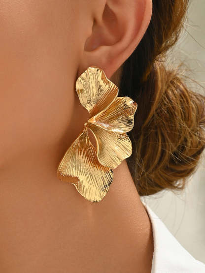 Metal Floral Petal Earrings