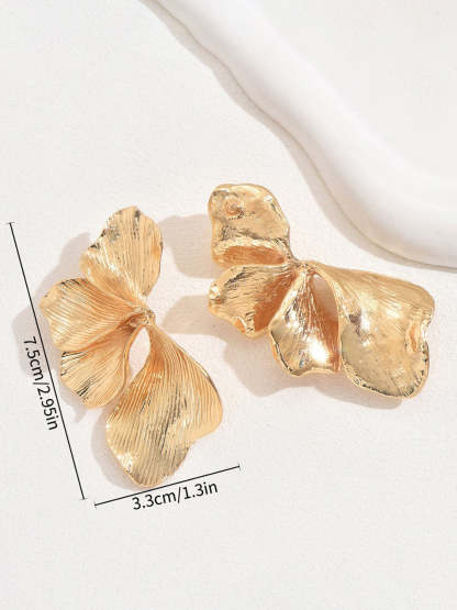 Metal Floral Petal Earrings