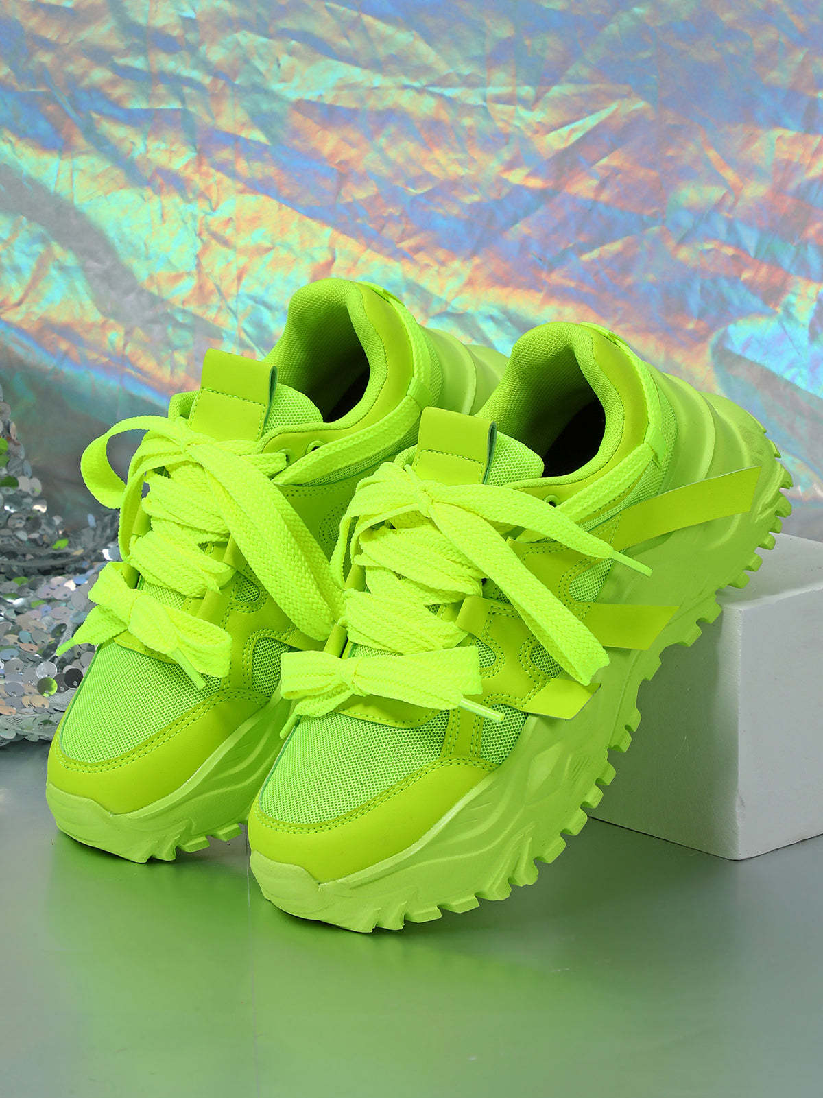 Thick Sole Breathable Mesh Lace-Up Sneakers