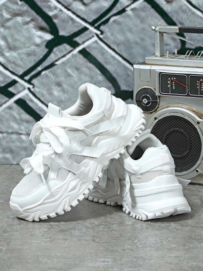 Thick Sole Breathable Mesh Lace-Up Sneakers