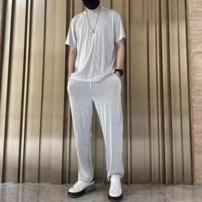 Trendige lockere Eisseide Freizeitoutfits für Herren