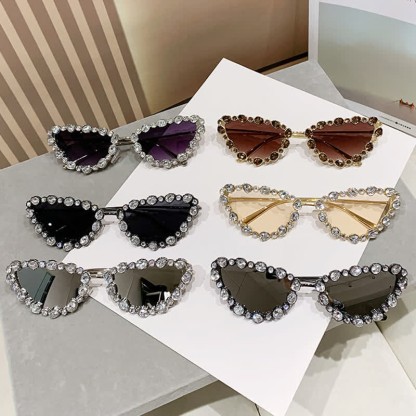 Spykay™ SG60894 Vintage-Retro Rhinestone Decor Cat-Eye Oversized Sunglasses