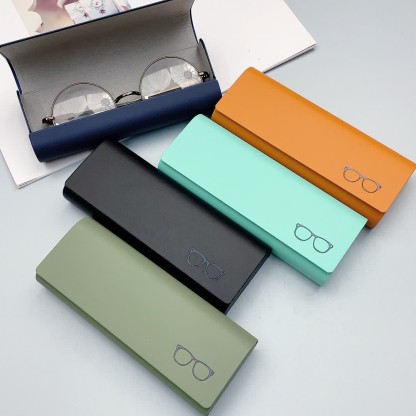 【 Free Gift On Orders Over $30】Spykay™ SG61040 Unisex Bear Print Hard Eyeglass Case - image 7