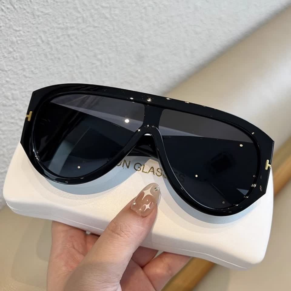 Spykay™ SG60664 'T' Design Toad Frame Aviator Sunglasses - image 10