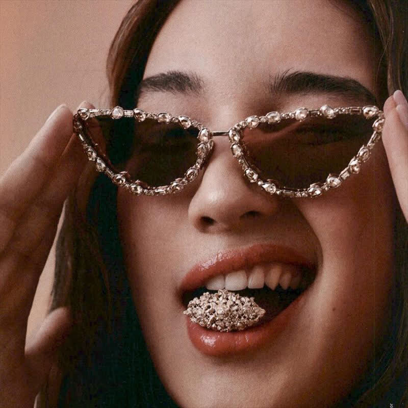 Spykay™ SG60894 Vintage-Retro Rhinestone Decor Cat-Eye Oversized Sunglasses