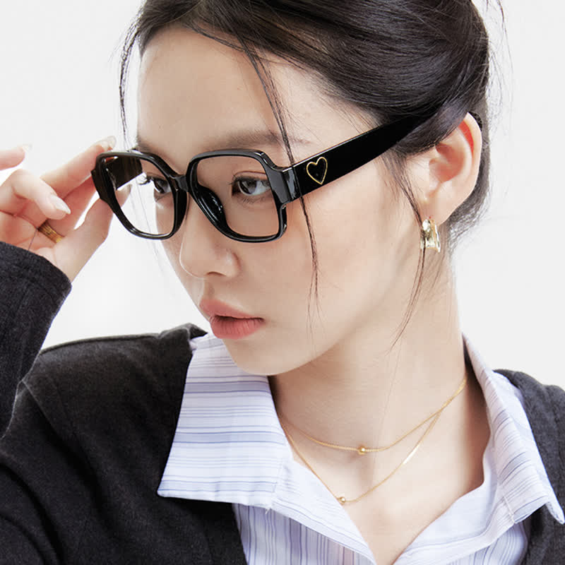 Spykay™ EG26858 Square Frame Heart Temples Anti-blue Light Simple Glasses with Nylon Lenses - image 3