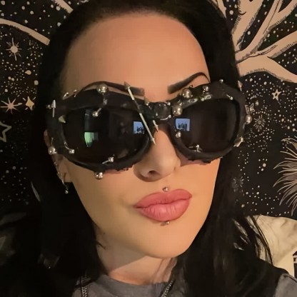 Spykay™ SG60924 CyberPunk Style Irregular Shaped Rivet Decor Sunglasses for Party - image 5