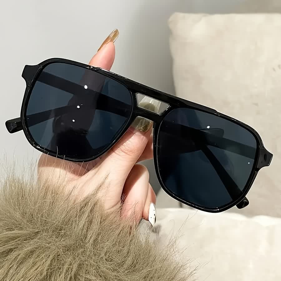 Spykay™ SG60718 Double Bridges Square Frames Retro-Vintage Sunglasses - Black/Grey - image 9