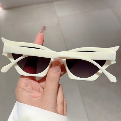 Spykay™ SG61017 Retro Cat-Eye Fashion Sunglasses - image 20