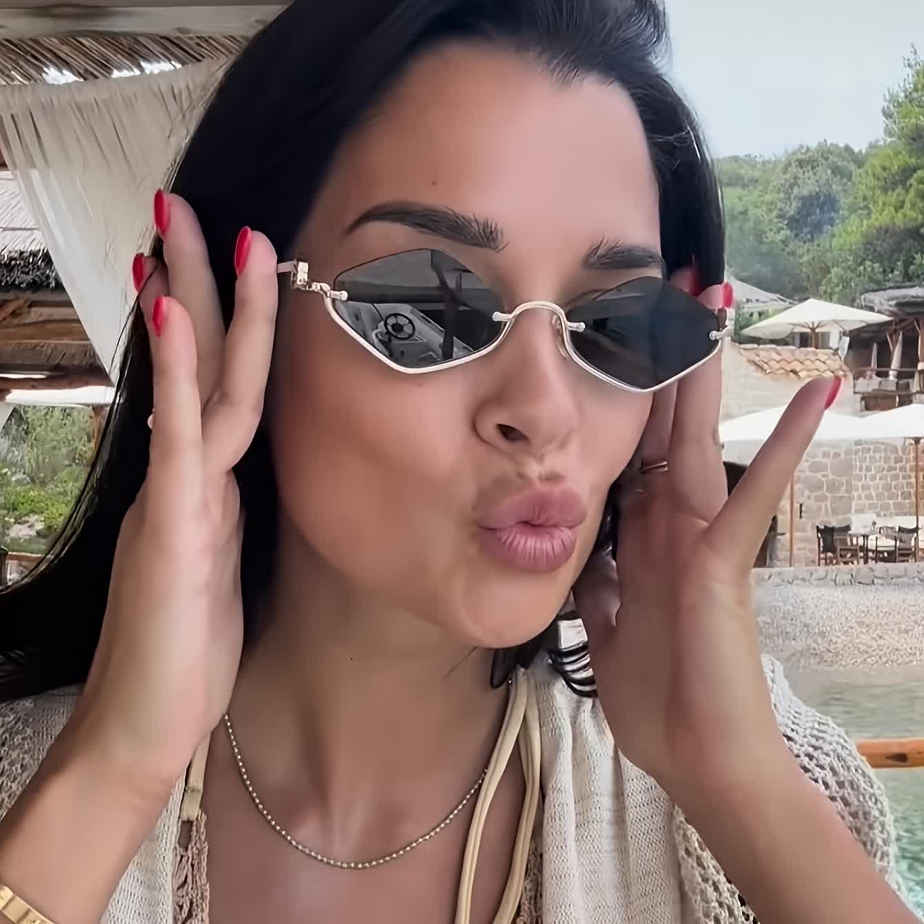 Spykay™ SG60868 Semi-Rimless Rhombus Small Frame Sunglasses - image 6