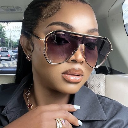 Spykay™ SG60669 Butterfly Frame Fashion Sunglasses - image 7