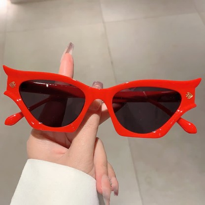 Spykay™ SG61017 Retro Cat-Eye Fashion Sunglasses - image 15